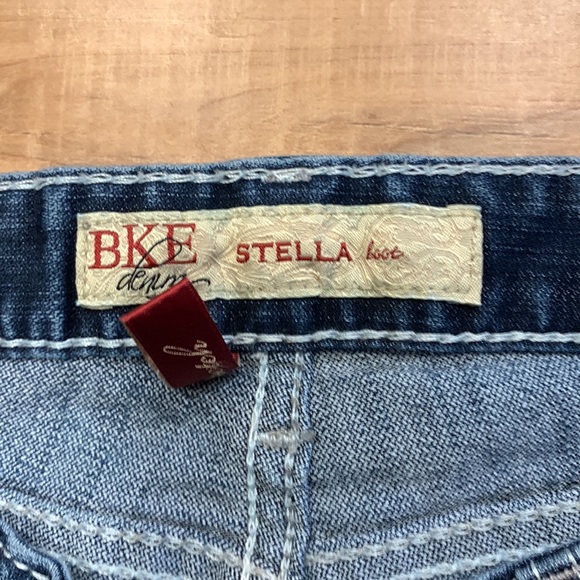 BKE Jeans in Good Condition - Picture 2 of 6